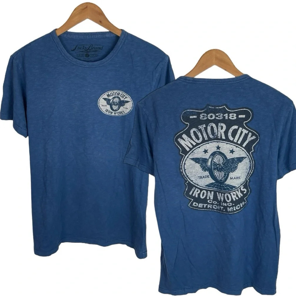 TS1011 Menโs Lucky Brand Motor City Iron Works Buckle Logo T Shirt S